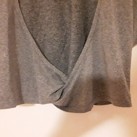 Women's Shein size small grey crop top w/crossover and open back - Picture 2 of 5